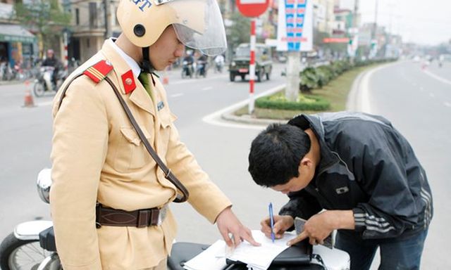 Từ nay, CSGT bắt đầu tập trung xử lý các vi phạm giao thông này, người dân chú ý