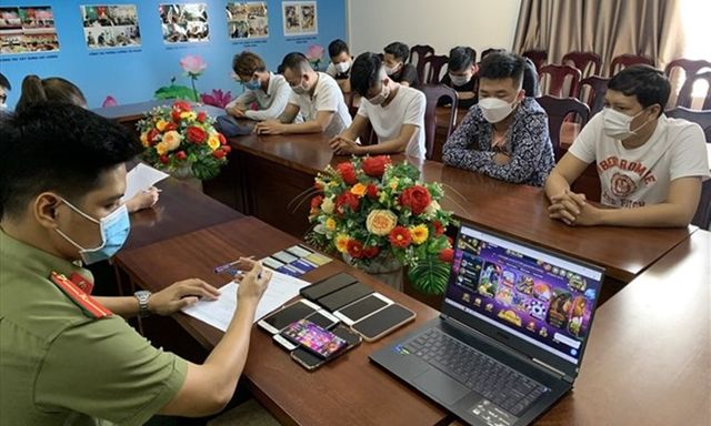 Khám xét, tạm giữ hình sự Trần Quốc Đạt SN 1995