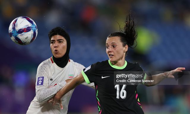 Asian Cup: Tuyển Iran xếp dưới đội bóng Đông Nam Á, xác định 2 vé tứ kết đầu tiên