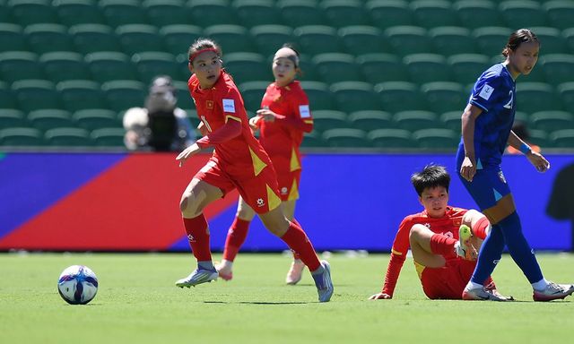 Báo Trung Quốc chê ĐT Việt Nam thi đấu như “thảm họa”, gây ra cú sốc ở giải châu Á