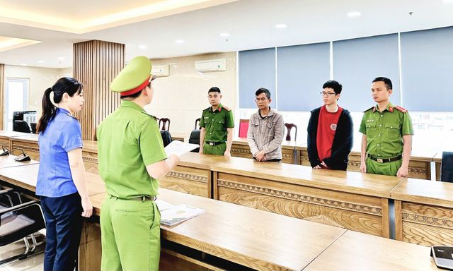 Thi hành lệnh bắt giam chủ hộ kinh doanh Trần Văn Hiếu 42 tuổi 