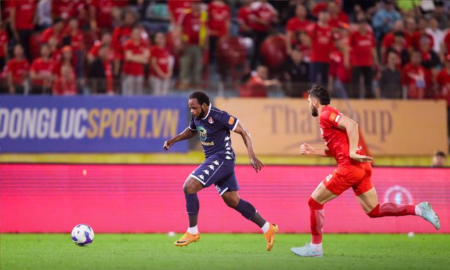 Ronaldo gây thất vọng lớn khi sang Việt Nam chơi bóng