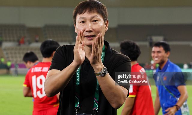 HLV Kim Sang-sik chỉ gọi 3 cầu thủ U23 lên đội tuyển Việt Nam, lý do vì sao?