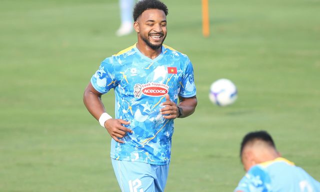 HLV Kim Sang-sik sẽ thu được gì từ trận giao hữu với Bangladesh?