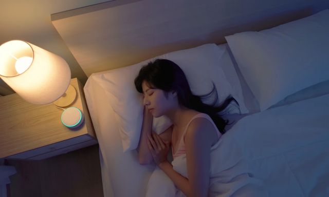 Bật đèn ngủ mỗi đêm, cô gái 20 tuổi tăng lên 100kg: Chuyên gia cảnh báo thói quen nhiều người đang mắc