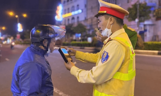 Mức phạt nồng độ cồn mới nhất đối với tất cả các loại xe sau khi bãi bỏ Nghị định 100, tài xế chú ý