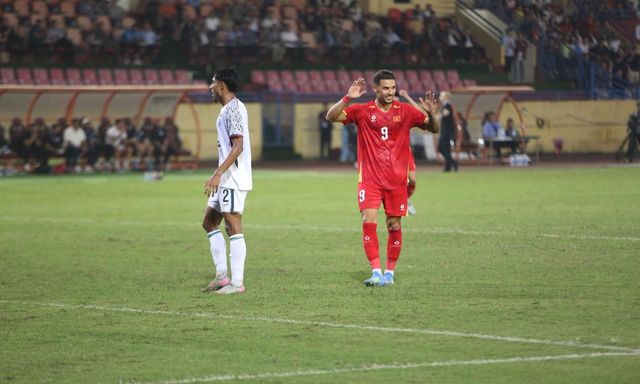 Trong ngày Đỗ Hoàng Hên ra mắt, đội tuyển Việt Nam nhận thêm tin vui từ FIFA