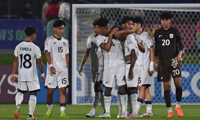 Tuyển Indonesia vỡ trận, thảm bại khó ngờ trước khi gặp tuyển Việt Nam