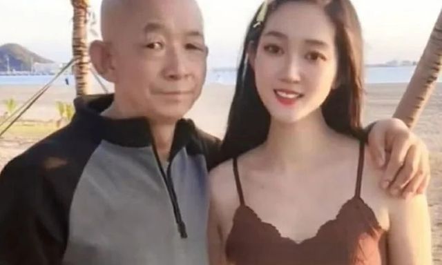 Nam doanh nhân để lại hơn 1.000 tỷ đồng cho vợ mới, 2 con riêng bị đối xử ra sao mà gây bão dư luận?