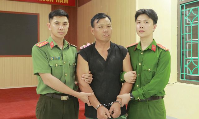 Thi hành lệnh bắt tạm giam chủ tài khoản Facecbook Phạm Lộc Đb