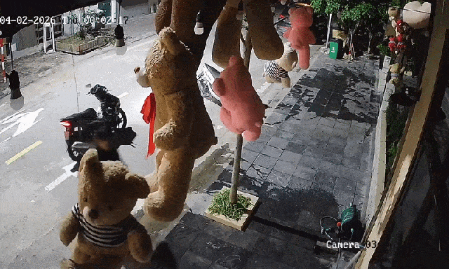 Làm một hành động lúc nửa đêm, nam thanh niên khiến chủ quán trà sữa ở Bắc Ninh tha thiết tìm danh tính