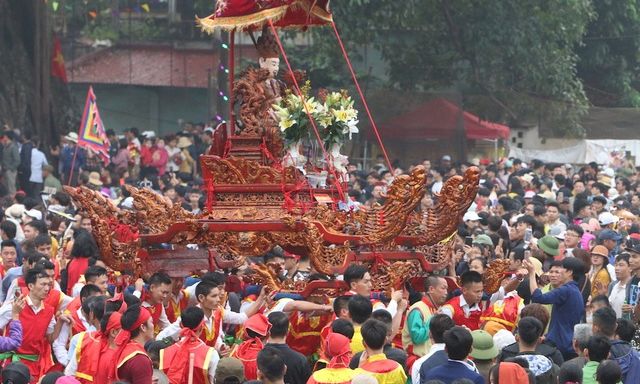 Cảnh tượng cuối tuần tại ngoại thành Hà Nội, nhiều người nhận xét: 