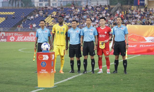 Thể Công - Viettel tiếp tục kiến nghị thuê trọng tài ngoại cho trận “chung kết sớm”