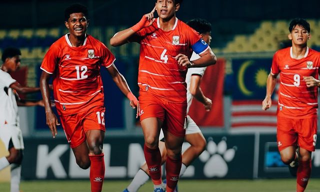 Tuyển Indonesia thắng đậm Timor Leste, 