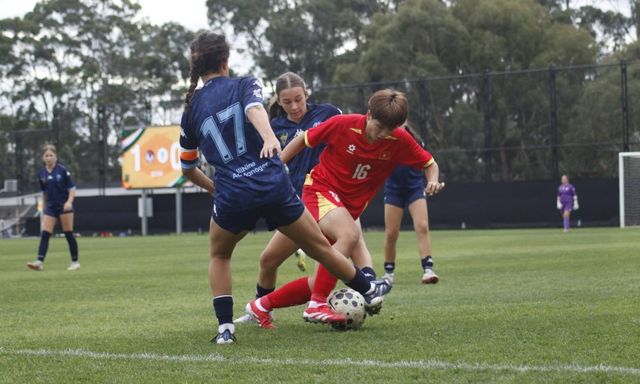 Tuyển Việt thắng liền 2 trận trên đất Australia, đạt thứ hạng đáng khích lệ trước loạt đối thủ mạnh