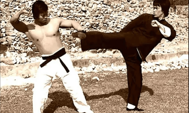 Người đàn ông hiếm hoi khiến Lý Tiểu Long ê ẩm toàn thân sau hơn 30 phút giao đấu là ai?