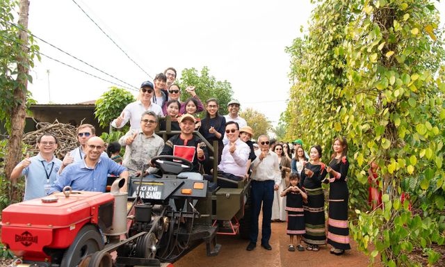 Từ “mỏ vàng đen” chìm giữa buôn làng đến di sản UNESCO: Cách Việt Nam định giá lại một báu vật của đất trời