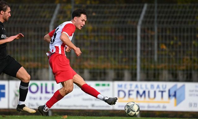 Tiền đạo Việt kiều 18 tuổi gây chú ý tại Đức, được ví như “Lewandowski mới”