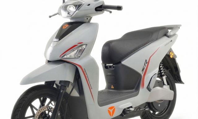 Ra mắt xe máy điện đi gần 300 km/sạc, giá thấp hơn cả Honda Lead