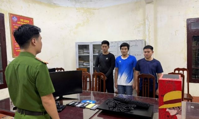 Ra lệnh bắt tạm giam 