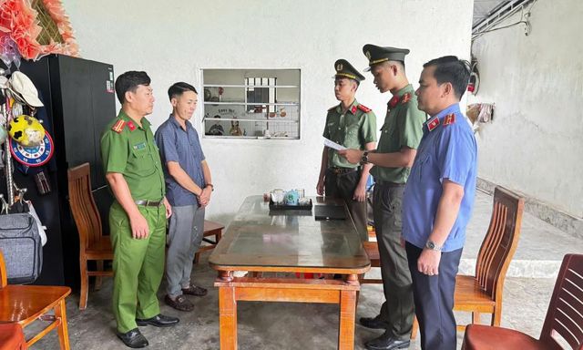 Quyết định khởi tố giám đốc Lê Đăng Liêu, Trưởng phòng thí nghiệm Lê Văn Hùng