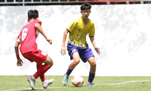U14 Hà Nội FC so tài với 14 AMD Malaysia
