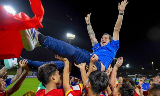 HLV Brazil: “Tấm vé dự World Cup lịch sử này sẽ là cú hích lớn cho bóng đá Việt Nam”