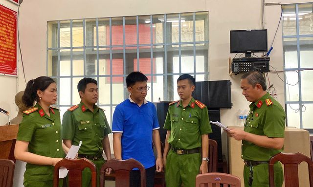 Ra quyết định bắt tạm giam chủ doanh nghiệp Nguyễn Anh Tiến SN 1990