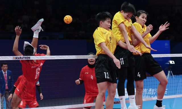 Tuyển Việt Nam đánh bại tuyển Trung Quốc 2-0 ở World Cup 2026
