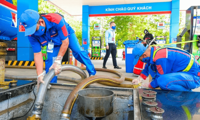 Xăng E10 - Loại nhiên liệu mới có mặt tại mọi cây xăng từ 1/6: Những điều người dân cần biết
