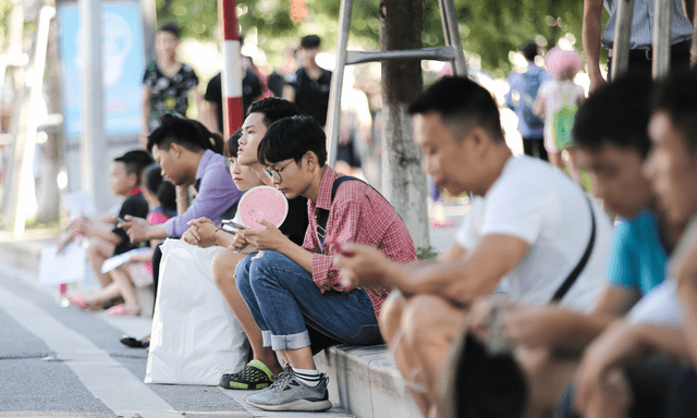 Người dân khóa tài khoản ngân hàng ngay nếu nhận được tin nhắn này trên Facebook, Zalo