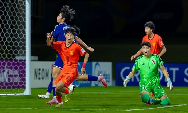 U17 Trung Quốc ngẩng cao đầu dù thua Nhật Bản, truyền thông nước nhà đồng loạt ca ngợi