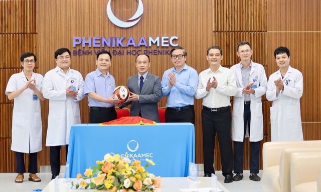 VFF bắt tay Bệnh viện Đại học Phenikaa, nâng tầm y học thể thao cho bóng đá Việt Nam