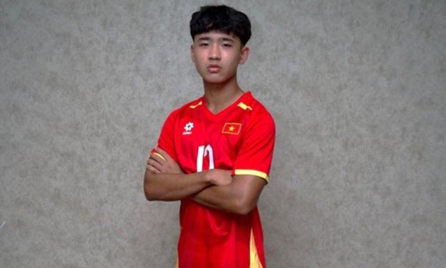 Tuyển Việt Nam loại 2 cầu thủ, chốt danh sách dự giải Đông Nam Á: Tiền vệ đội Tây Ban Nha được chọn