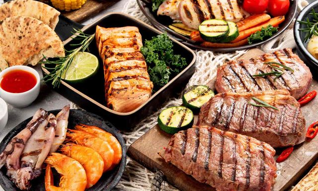 Ăn thịt hằng ngày có hại cho sức khỏe không? Chuyên gia dinh dưỡng chỉ ra 4 lưu ý
