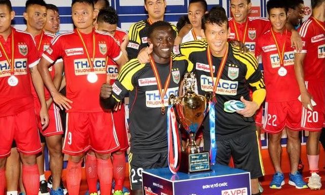 Cựu vương V.League xuống hạng, tuyển thủ Việt Nam nói lời nghẹn ngào: “Đó là cú sốc lớn với tôi”