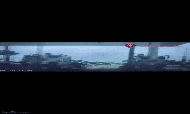 Xe ô tô dừng khẩn giữa Quốc lộ 5, CSGT phát hiện người phụ nữ chảy máu nhiều ở cánh tay