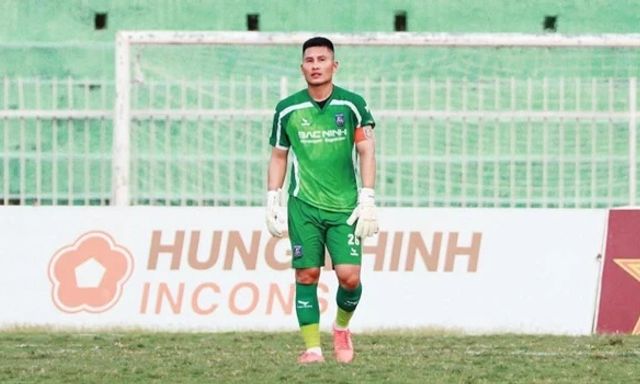 Giữa mùa World Cup, ngôi sao Việt Nam tỏa sáng 