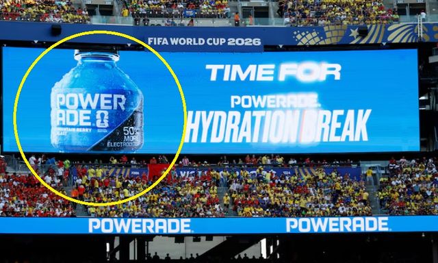 FIFA bị chế giễu là “làm trò hề” ở World Cup khiến CĐV tức giận