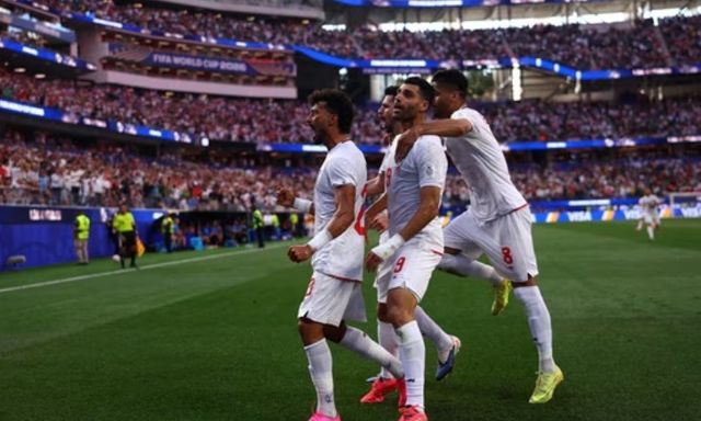 Đội tuyển ở châu Á khiếu nại lên FIFA sau tranh cãi ở World Cup