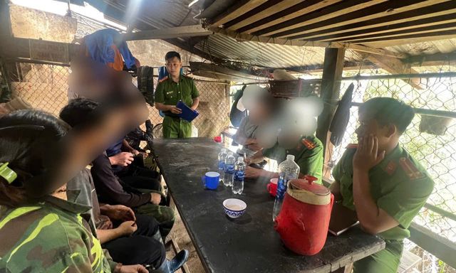 Đà Nẵng: Nhiều tổ công tác đồng loạt ra quân, kiểm tra phòng ngừa tội phạm, ma túy