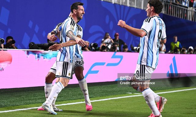 Messi hướng tới cột mốc lịch sử, Argentina chờ hạ Áo để sớm giành vé đi tiếp