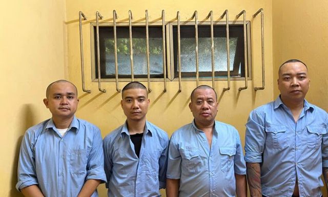 Số tiền hàng chục tỷ đồng giao dịch bất hợp pháp: Người đàn ông SN 1985 bị bắt khẩn cấp