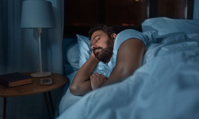 Muốn ngủ ngon hơn vào buổi tối? TS Mỹ gợi ý: “Hãy ăn 10 thực phẩm này”