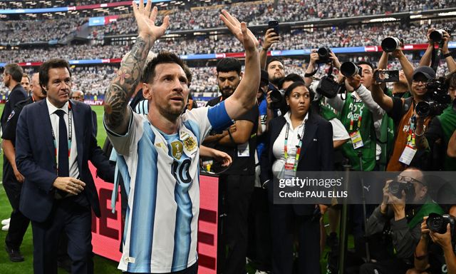 Sinh nhật tuổi 39 độc nhất vô nhị của Messi, cả thế giới bóng đá phải nằm ở dưới chân!