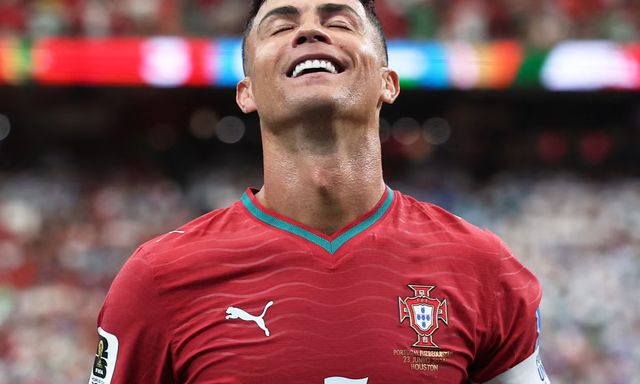 Lộ mất rồi, Ronaldo ơi!