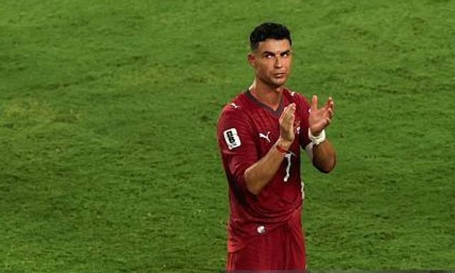 Ronaldo “trở về mặt đất”, bị chấm điểm thấp tệ hại sau trận đấu nhạt của Bồ Đào Nha