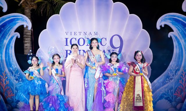 Hàng trăm mẫu nhí hội tụ tại Vietnam Iconic Runway Season 9 ở Nha Trang