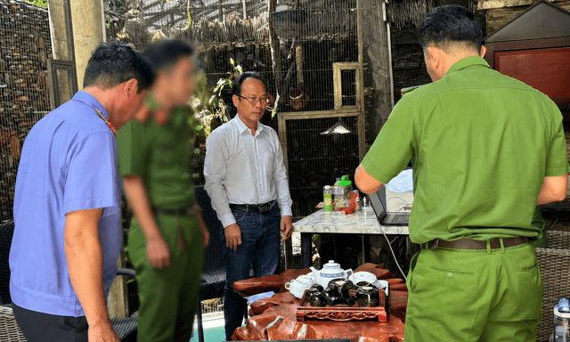 Thi hành lệnh bắt tạm giam, khám xét nơi làm việc của quản lý Đoàn Lê Ngọc Phi Lân SN 1975
