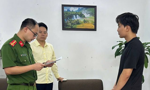 Ra quyết định khởi tố quản lý xưởng trà Nguyễn Quang Lợi SN 2000